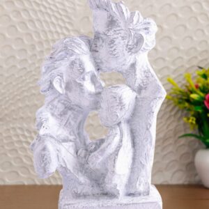 Mother and Father with Child Love golden Statue showpiece for Home Decor and Gifting