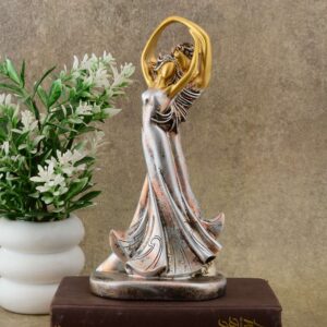 Great Valentine's Day Gift For Girl & Boys symbolizes true love, Romantic Gift Showpieces golden (Silver)