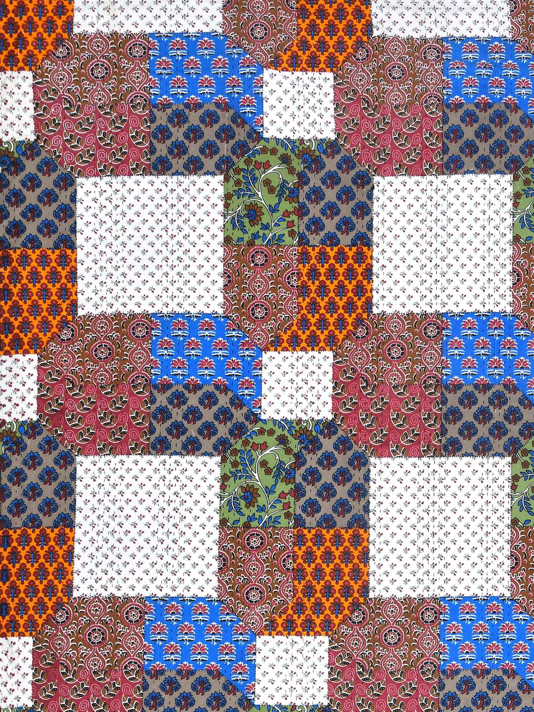 White Floral Printed Pure Cotton - King Bedsheet With 2 Pillow Covers - Image 5